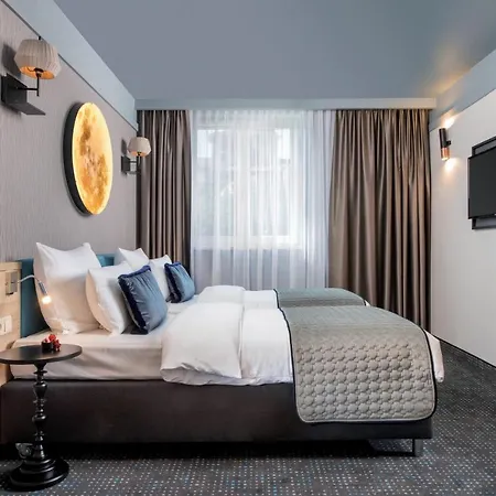 Leonardo Boutique Old Town Hotel