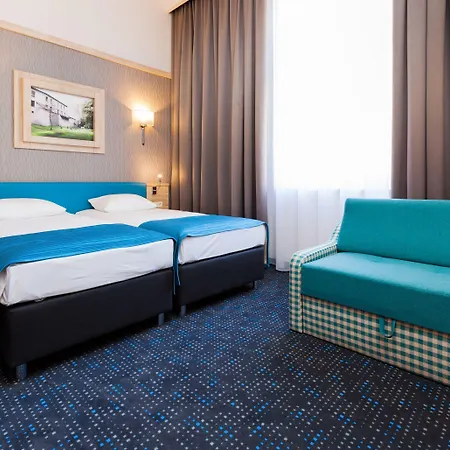 Отель Leonardo Boutique Old Town Краков