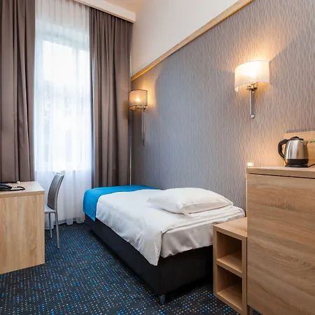 Leonardo Boutique Old Town Отель Краков