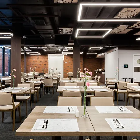 Leonardo Boutique Old Town