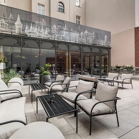 Leonardo Boutique Old Town 3*