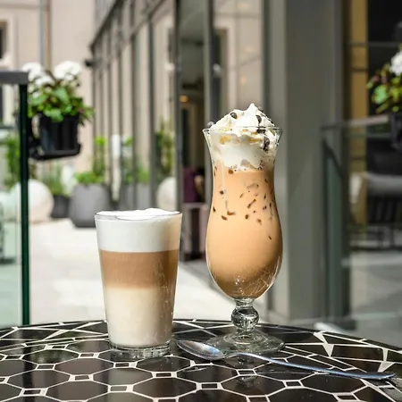 Leonardo Boutique Old Town 3*