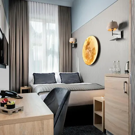 Leonardo Boutique Old Town Hotel