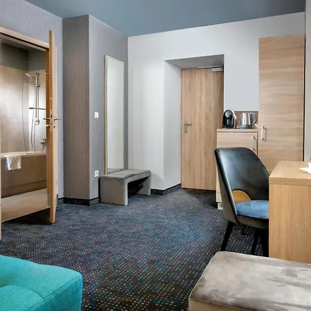 Hotel Leonardo Boutique Old Town 3*