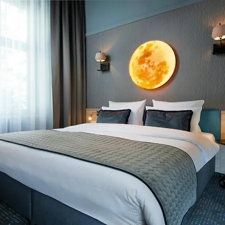 Leonardo Boutique Old Town 3*