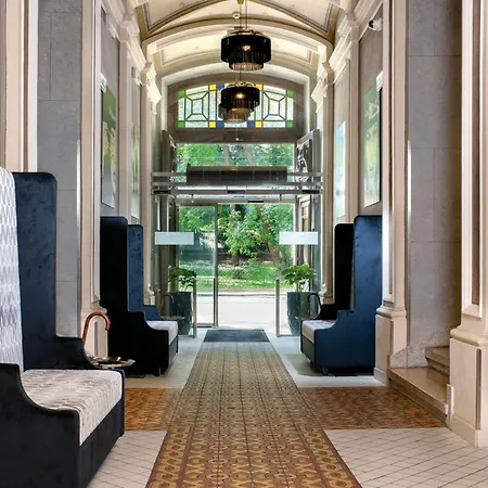 فندق Leonardo Boutique Old Town 3*