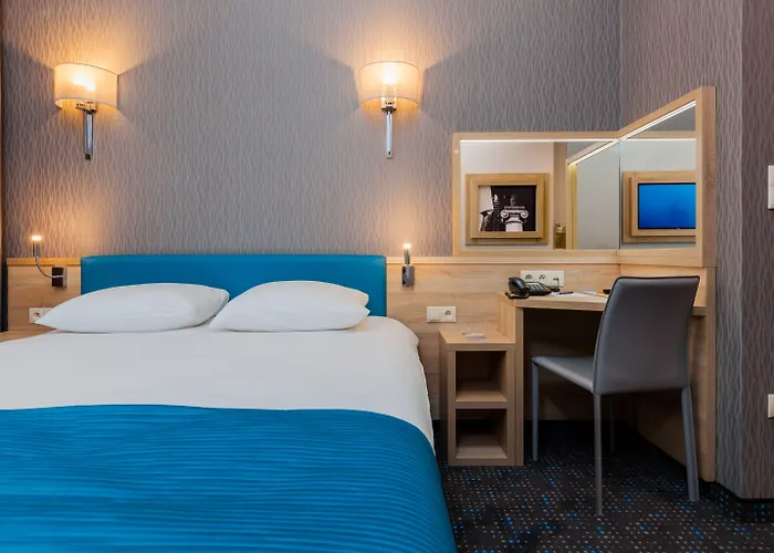 Leonardo Boutique Old Town Hotel