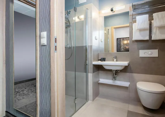 Leonardo Boutique Old Town 3*