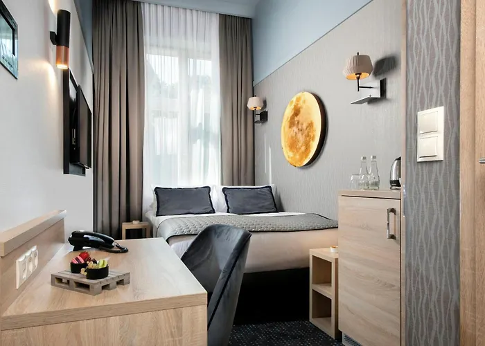 Leonardo Boutique Old Town Hotel