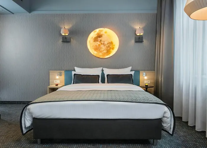 Leonardo Boutique Old Town Hotel 3*