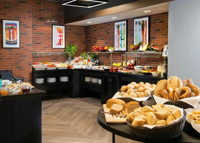 Leonardo Boutique Old Town Hotel