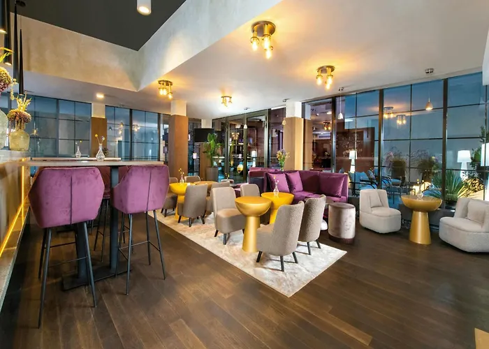 Leonardo Boutique Old Town Hotel 3*