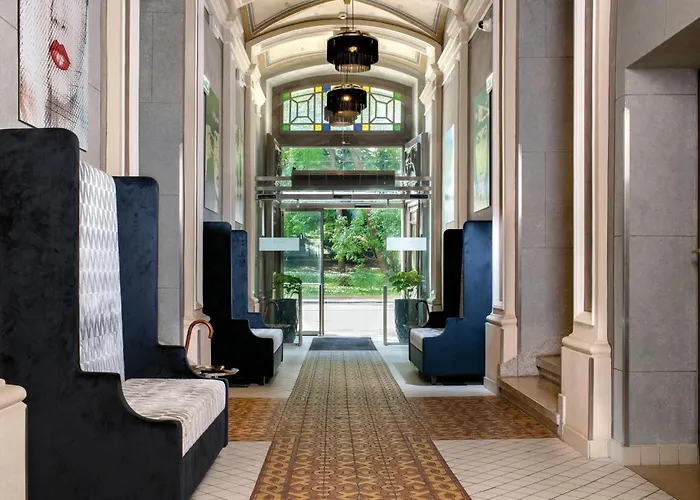 Hotel Leonardo Boutique Old Town 3*