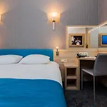 Leonardo Boutique Old Town Hotel