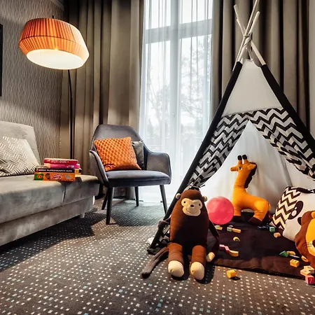 Hotel Leonardo Boutique Old Town 3*