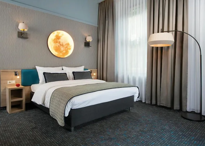 Leonardo Boutique Old Town 3*