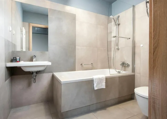 Leonardo Boutique Old Town Hotel