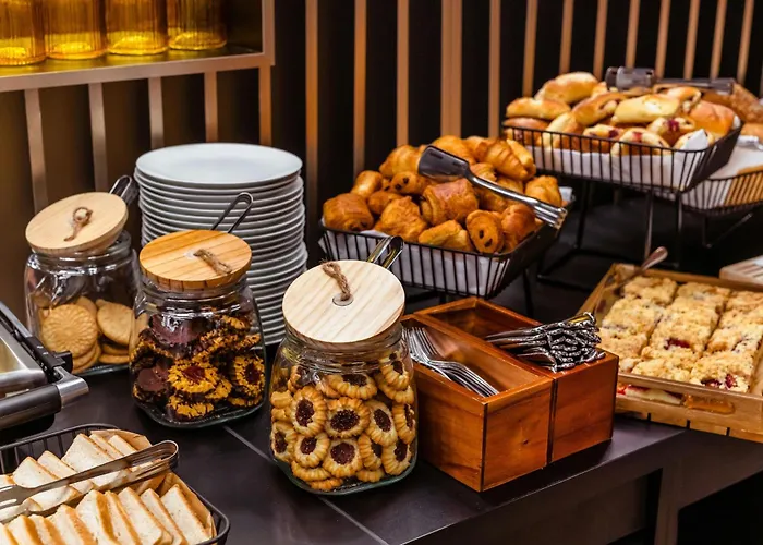 Leonardo Boutique Old Town Hotel