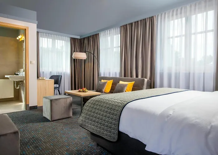 Leonardo Boutique Old Town 3*